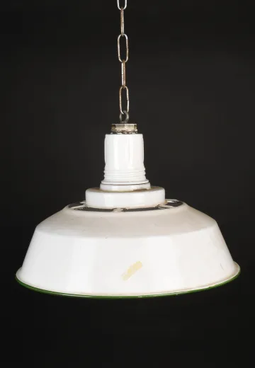 21" White Enamel Porcelain Hanging RLM w/Green Trim