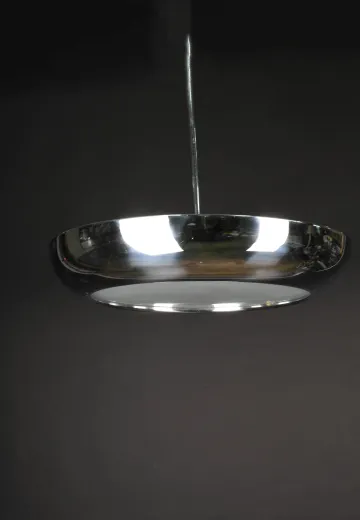 Chrome Round Hanging Pendant w/Glass Diffuser