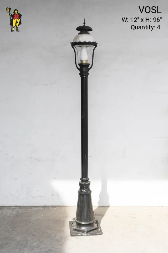 Oil Style Electrified Lamp Post Head On A Six Foot Lamp Post (8' Total)