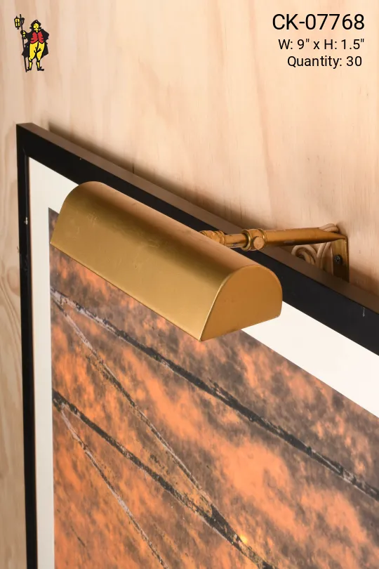Traditional 9" Brass Picture Light