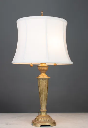 Distressed Collumn Table Lamp