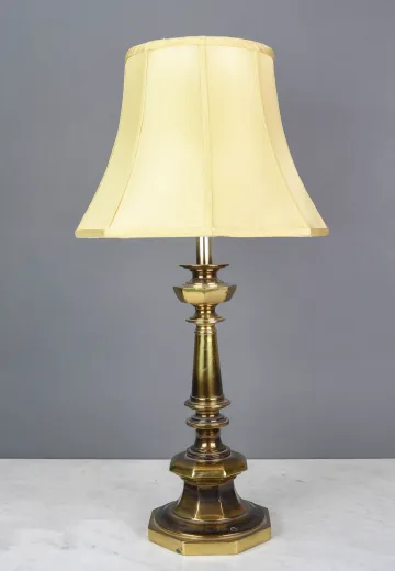 Traditional Polished Brass Table Lamp