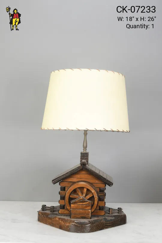 Wooden Ranch House Table Lamp