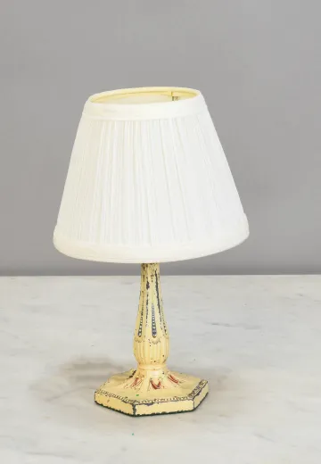 Small Offwhite Deco Table Lamp