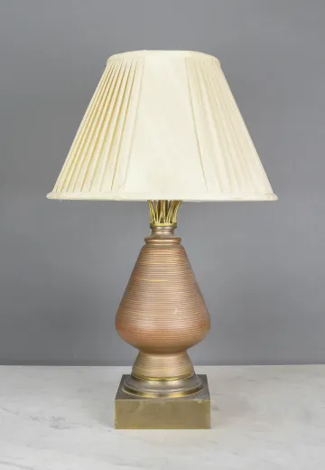 Modern Pineapple Shaped Table Lamp
