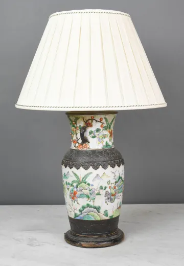 Asian Style Painted Ceramic Table Lamp