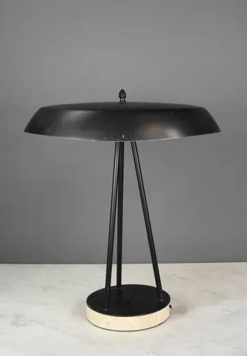 Black Metal Shaded Table Lamp