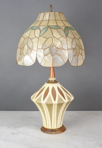 Mid Century Beige & Brown Table Lamp w/Floral Mica Shade