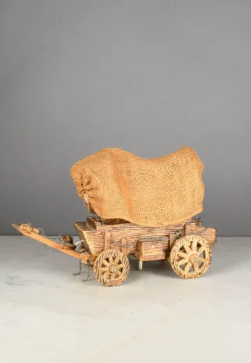 Wooden Light Up Wagon Table Lamp