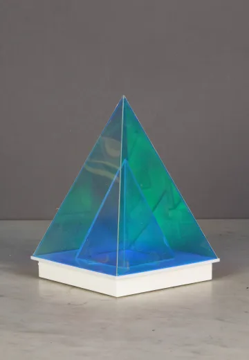Plastic Triangular Prism Table Lamp