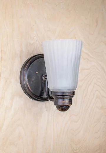 One Light Wall Sonce w/Pleated Glass Shade