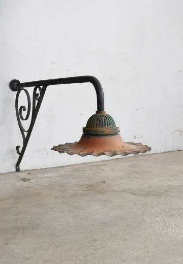 Exterior City Style Radio Wave Sign Wall Light w/Decorative Arm