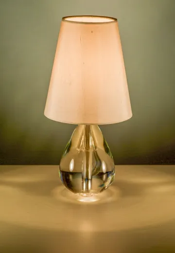 "Teardrop" Plug In Cafe Table Lamp - Candelabra