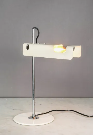 White Metal Shaded Desk Lamp