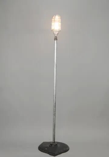 Standing Ghost Light