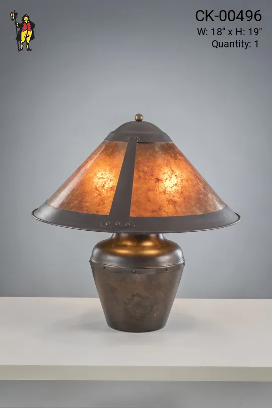 DVE Style Table Lamp w/Amber Mica Shade
