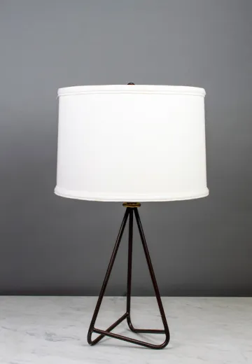 Contemporary Wire Table Lamp