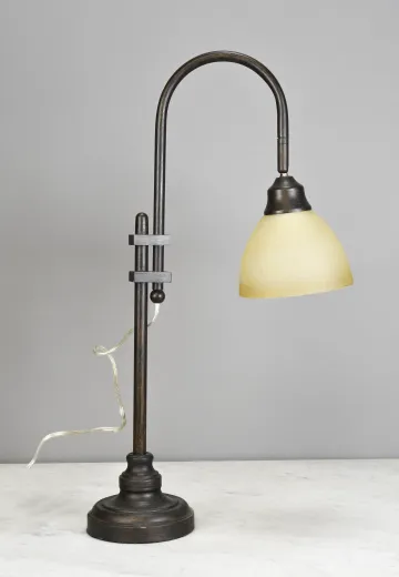 Adjustable Wooden Table Lamp