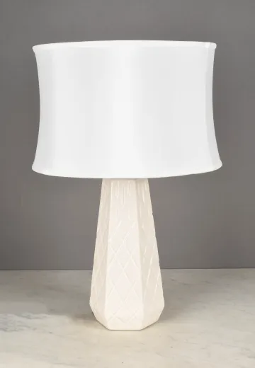White Ceramic Table Lamp w/Geometric Pattern