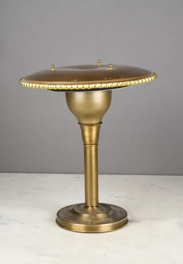 Antique Brass Metal Shaded Single Light Table Lamp