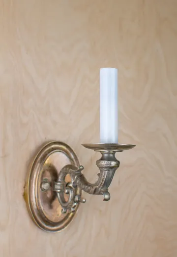 Distressed Single Candle Wall Sconce