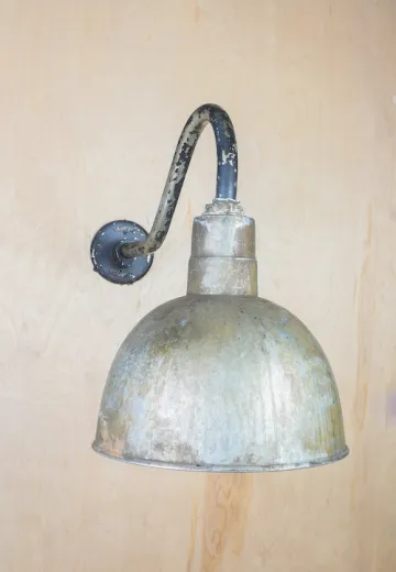 Industrial Gooseneck Barn Lights